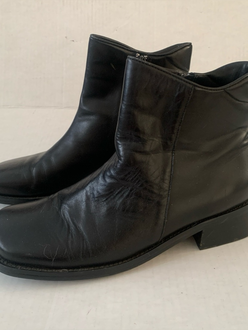 ANNE KLEIN Women's Ankle Boots Size 8.5 Black Leather Block Heel Zip Square Toe